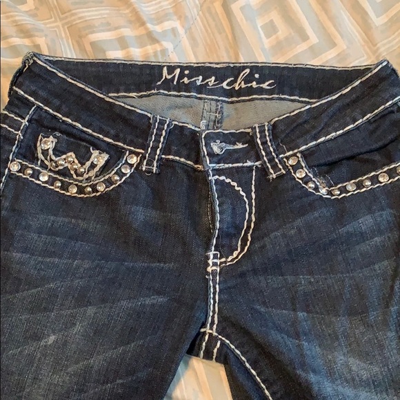Jeans - Picture 1 of 5
